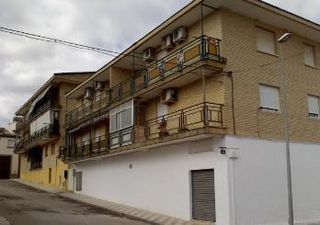 Etagenwohnung  General san martin. Piso en calle general san martin, arjonilla, jaén