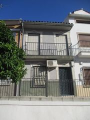 Casa  Jose ruiz canela. Casa en calle josé ruíz canela, moriles, córdoba