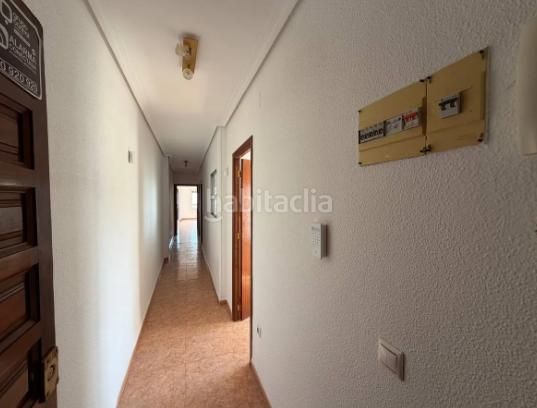 Foto 1cf2dadc-7038-4ee0-b61b-b132bbb5ef39. Piso  en cuesta castejón, jaén en Andújar