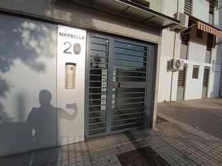 Pis  Marbella. Piso en calle marbella, córdoba