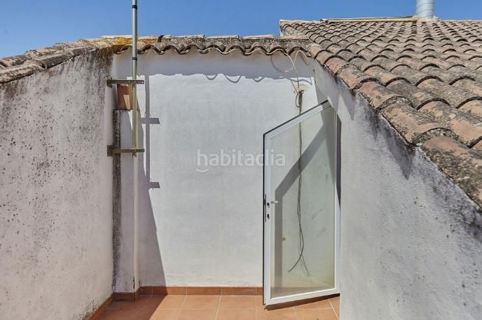 Foto f78d5848-6687-4270-b8d1-8c949e3e7329. Casa a Úbeda