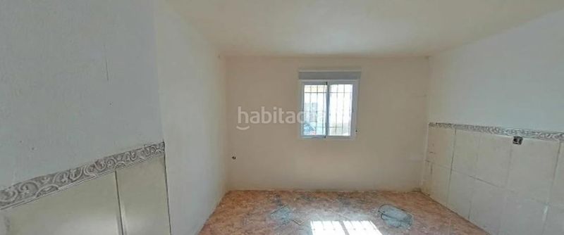 Foto f6283600-fb54-4610-9baf-596bfddf99cb. Casa a Rute