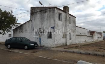 Foto e48b9037-da5d-481c-9aaf-12fb0e961365. Casa a Miajadas