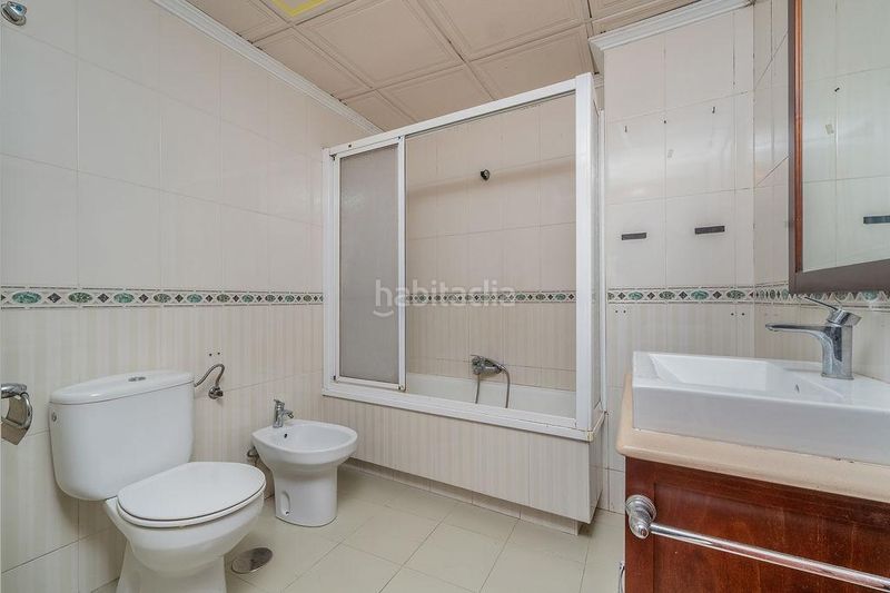 Foto 9cb13f7f-f10a-462a-81dd-f2fbf7a64762. Pis a Centro Lucena