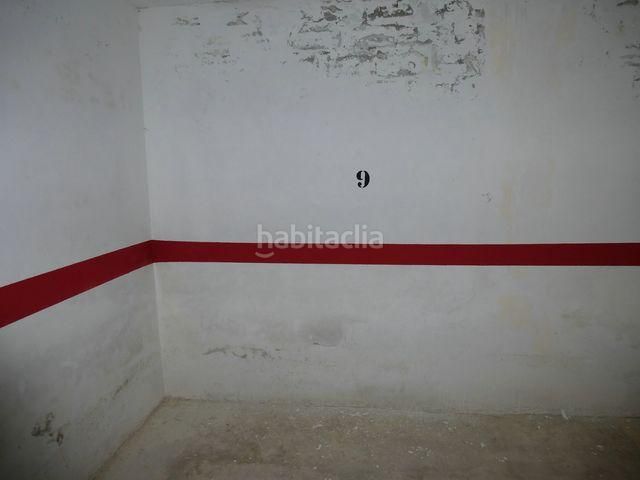 Foto 00b9d85e-853b-4b73-a601-b8033ea67f7e. Aparcament cotxe a Cabra