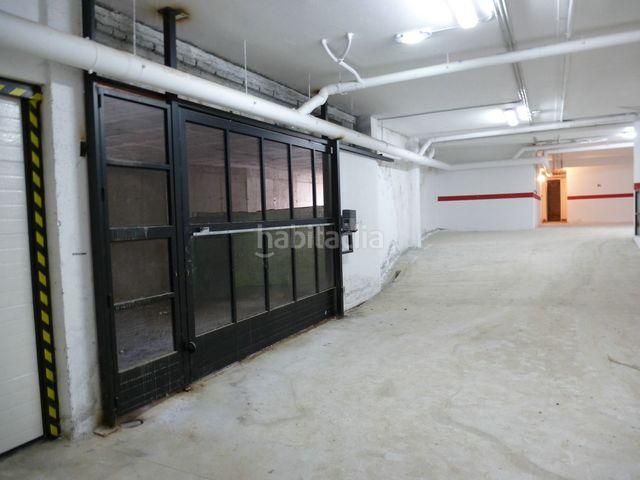 Foto 18f04ef7-4ef8-4c16-b7ef-491b75ae251f. Aparcament cotxe a Cabra