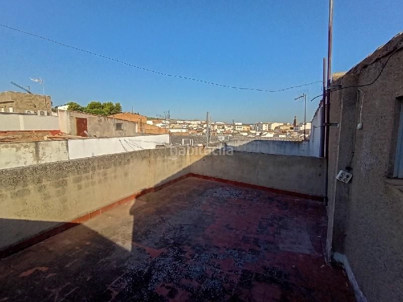 Foto b18cd8e8-fb63-47b8-a7d2-ebcf926ac279. Planta baixa a Mengíbar