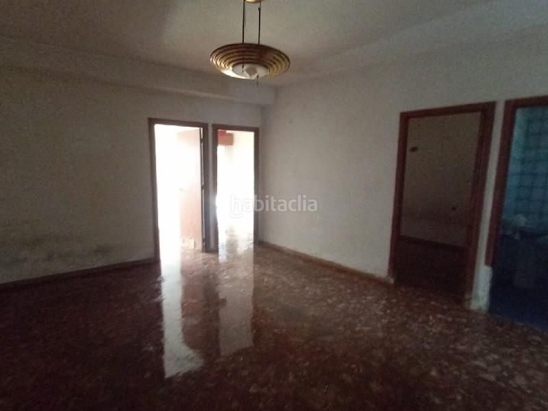 Foto e9a2bfd3-b375-4f6b-80fe-4226f4dc0a29. Planta baixa a Mengíbar