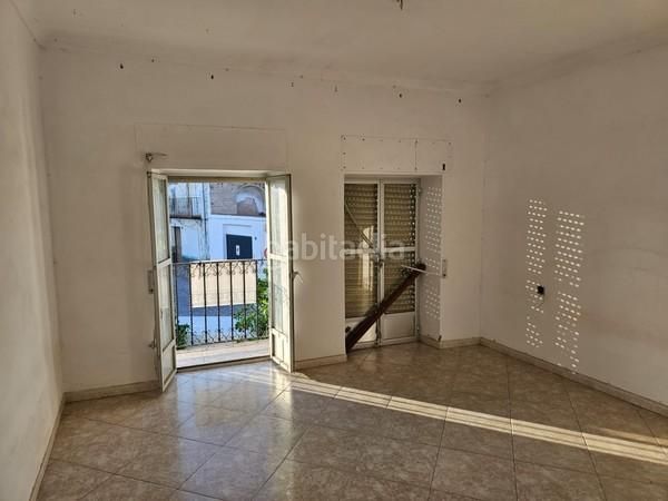 Foto 86811278-71b1-4bf4-8936-45b1d7c46669. Casa a Montilla