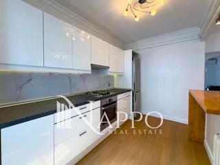 Maison  Genova a sant agustin. Espectacular adosado con jardín privado y parking con mucho pote