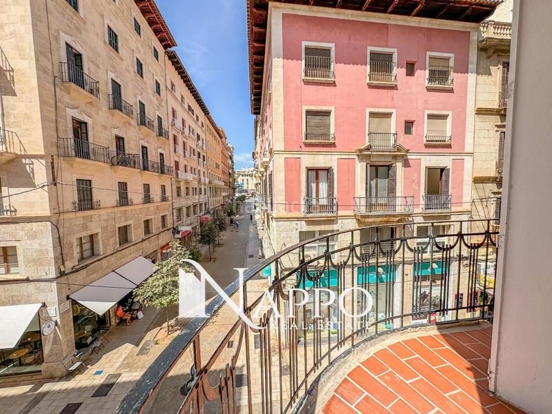 Foto e3b68c10-46c3-4ac7-bf77-f3d036fd7a61. Location attique avec chauffage dans El Mercat Palma de Mallorca