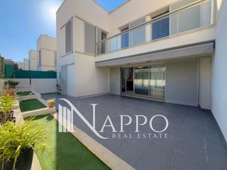 Semi detached house in Les Maravelles. Espectacular chalet adosado en sometimes con parking y piscina c