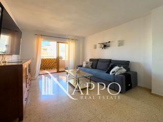 Etagenwohnung in Santa Catalina. Espacioso piso con terraza en santa catalina