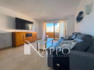 Flat in Santa Catalina. Espacioso piso con terraza en santa catalina
