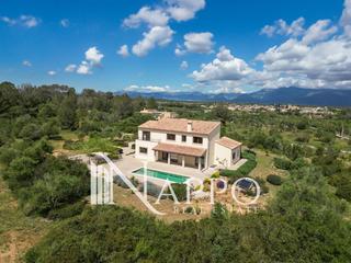 Xalet a Algaida. Finca en algaida con piscina privada