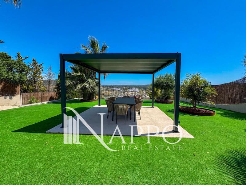Foto 278f4d65-b143-418d-931c-fd759cf1db92. Chalet fantástica villa con vistas en santa ponsa en Calvià
