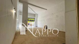 Business premise  Av tomas villanueva cortes. Local comercial en son oliva para distintos usos