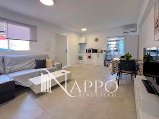 Rent Flat  Miquel rosselo alemany. Planta baja a 100m de la  playa en cala major