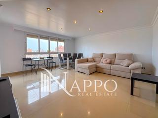 Appartement  Sant ignasi. Amplio piso en soledad norte con 3 habitaciones, balcón y ascens