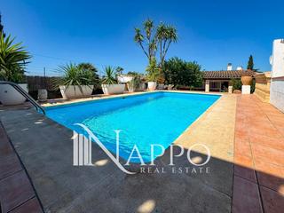 Lloguer Xalet  8 parcela 502 es rafalet. Exclusiva casa en alquiler con piscina y zona chill out en algai