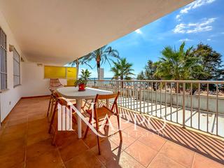 Piso en Es Rafal Nou. Oportunidad única a primera línea de mar con terraza