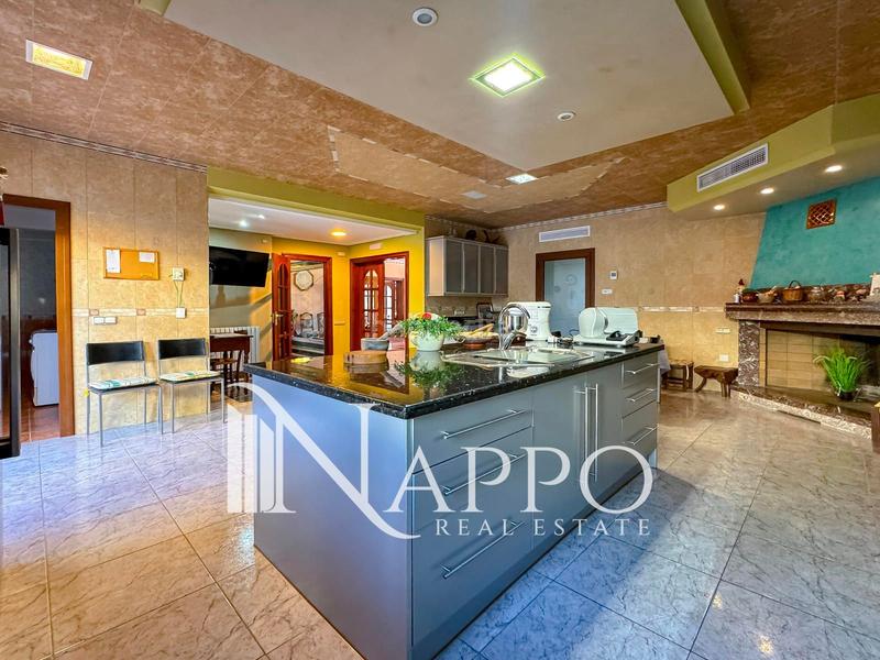 Foto 7461d69b-44b3-4766-aad9-798fb485b8e2. Casa adosada exclusiva residencia de lujo obra de autor en Inca