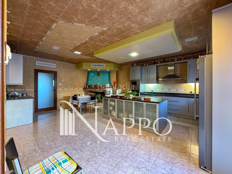 Foto b90e4250-cc1e-40e0-8e70-ff58322ce1be. Casa adosada exclusiva residencia de lujo obra de autor en Inca