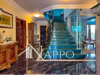 Casa adossada  Ramon y cajal. Exclusiva residencia de lujo obra de autor