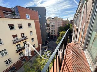 Pis a Gaztambide. Excelente piso amplio y soleado junto a moncloa