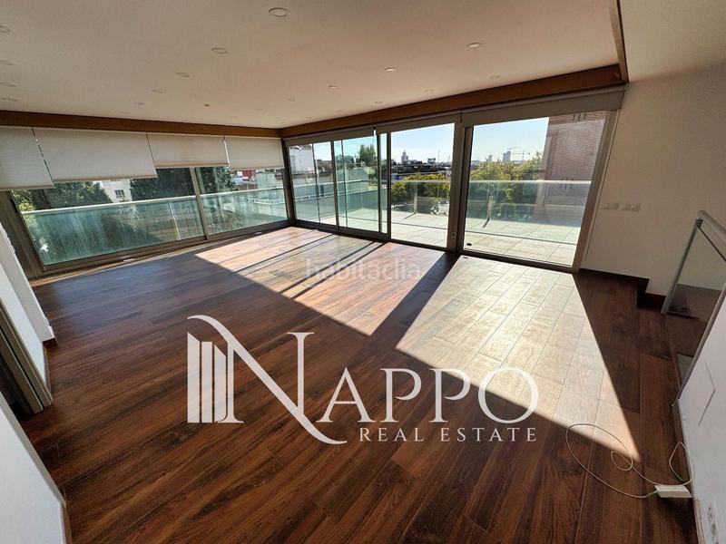 Foto 45edfb7a-781b-4afb-8bf5-84ee00f470de. Location attique avec chauffage parking piscine dans Madrid