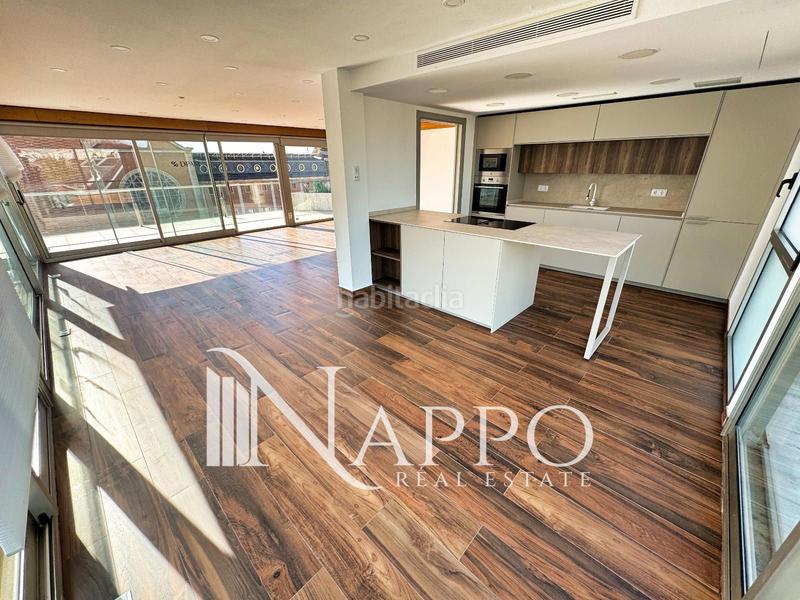 Foto 4b63d57a-05f2-44b6-bdf5-935389d4ecb6. Location attique avec chauffage parking piscine dans Madrid