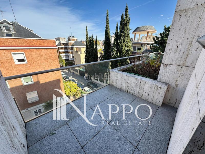 Foto 4b8d4c88-8be6-451c-9dda-daf50ca4184f. Location attique avec chauffage parking piscine dans Madrid
