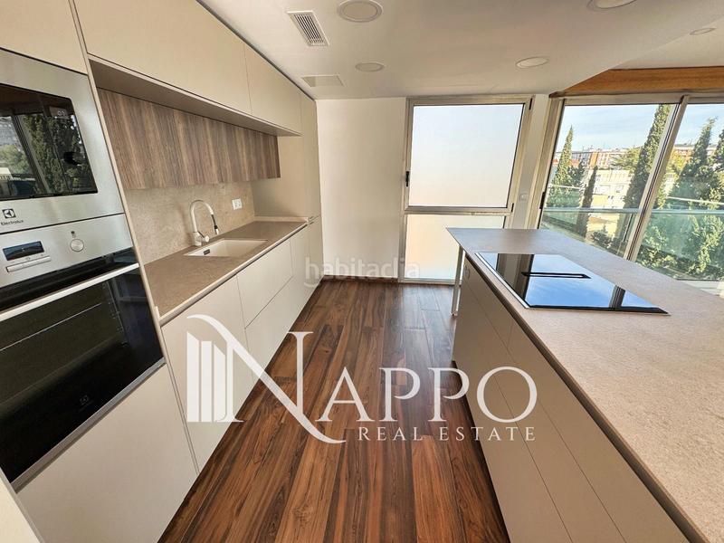 Foto 7dc90dcd-a4f9-47b7-8c38-7531d1143180. Location attique avec chauffage parking piscine dans Madrid