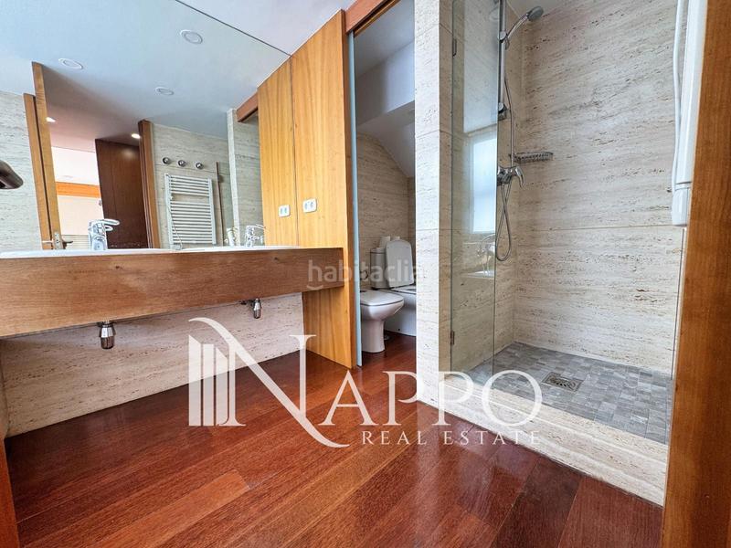 Foto 87e5cfb6-7e5d-4f3f-b6c7-ca5794736ce3. Location attique avec chauffage parking piscine dans Madrid