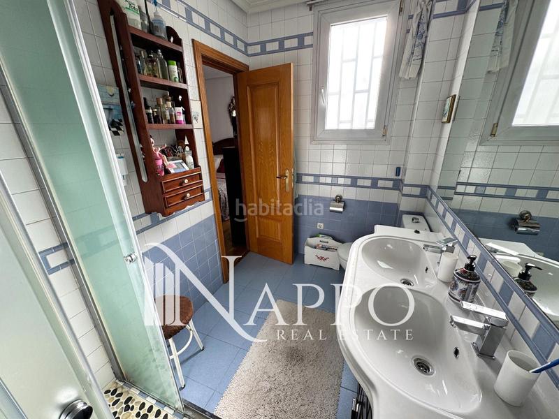 Foto ac3fdf7a-678f-443d-ae00-5c6d4147fd68. Penthouse with heating in Gaztambide Madrid