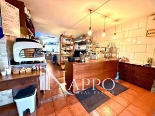 Pas-de-porte Local commercial  Joan miro. Oportunidad unica de traspaso de local en cala major, carretera