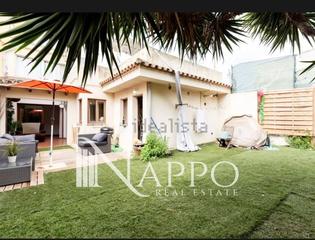 Pis  Calle de pere quintana. Exclusiva planta baja con jardín cerca de la playa en ciudad jar