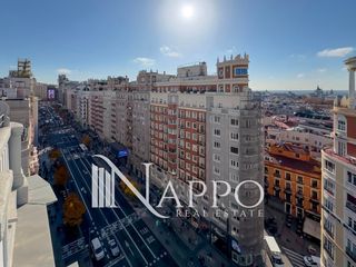Appartamento in Gran via 68. Magnífico piso exterior con encanto y estilo en gran vía