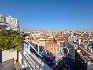 Appartamento in Gran via 68. Magnífico piso exterior con encanto y estilo en gran vía