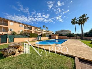 Dúplex  Calle sant lluc. Luminosa planta baja dúplex con terrazas y piscina comunitaria e