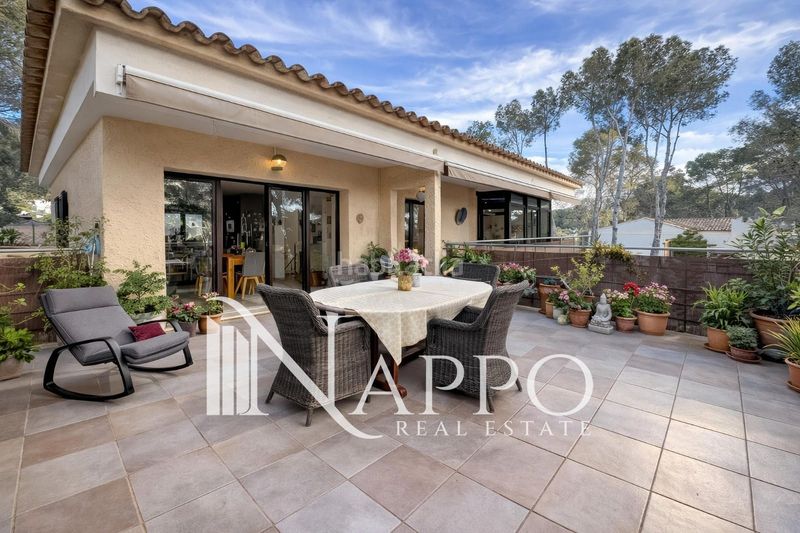 Foto f465f5de-f972-4365-8162-768f67135a74. Casa amb calefacció aparcament piscina a Costa de la Calma Calvià