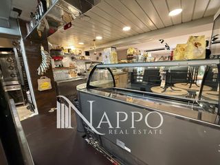 Traspàs Local Comercial  Argentina. Exclusiva cafetería con laboratorio en traspaso en santa catalin