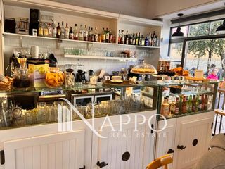 Lloguer Local Comercial  Josep tous y ferrer. Exclusiva cafetería reformada en plaza olivar