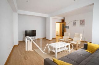 Miete Etagenwohnung  General pardiñas. Amplio piso exterior en barrio salamanca