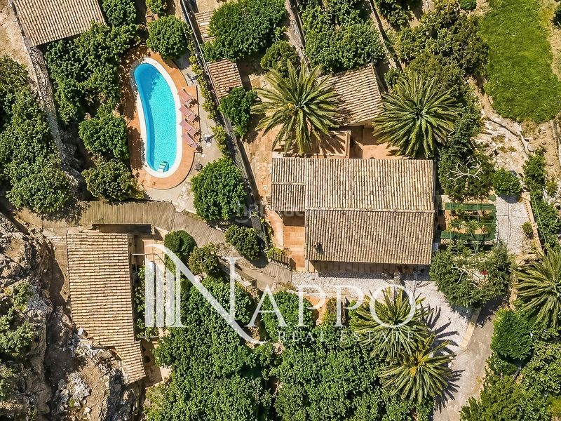 Foto 5faf6c7a-91e5-43d9-82d6-7bb0eae8be35. Xalet amb aparcament piscina a Sóller