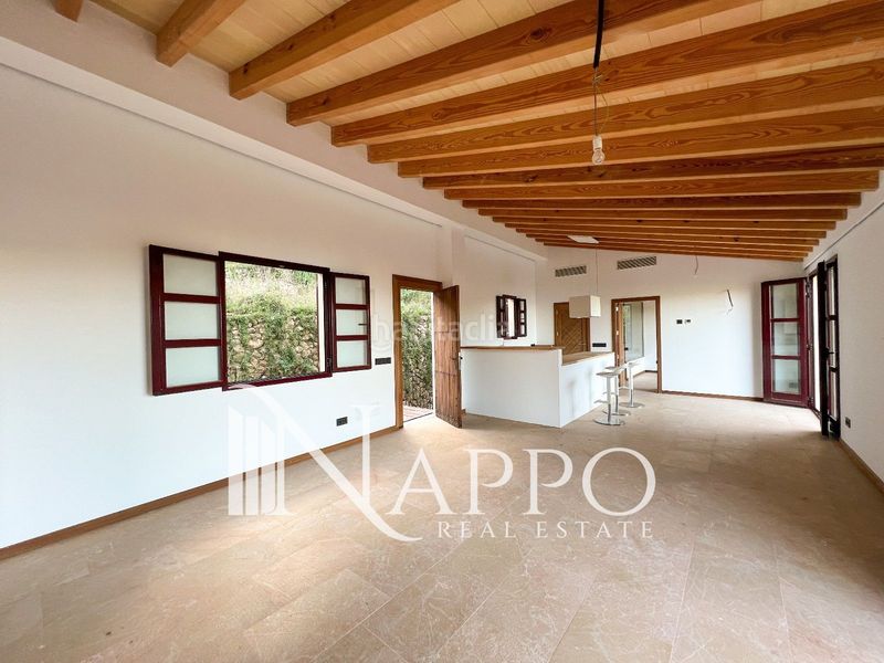 Foto 3585daf7-4766-4dca-bb65-f039a546c404. Casa amb aparcament piscina a Estellencs