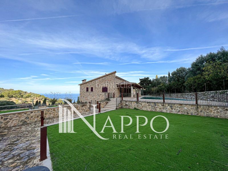 Foto 65eff4a6-de58-4206-8343-0a6e1e24cf23. Casa amb aparcament piscina a Estellencs