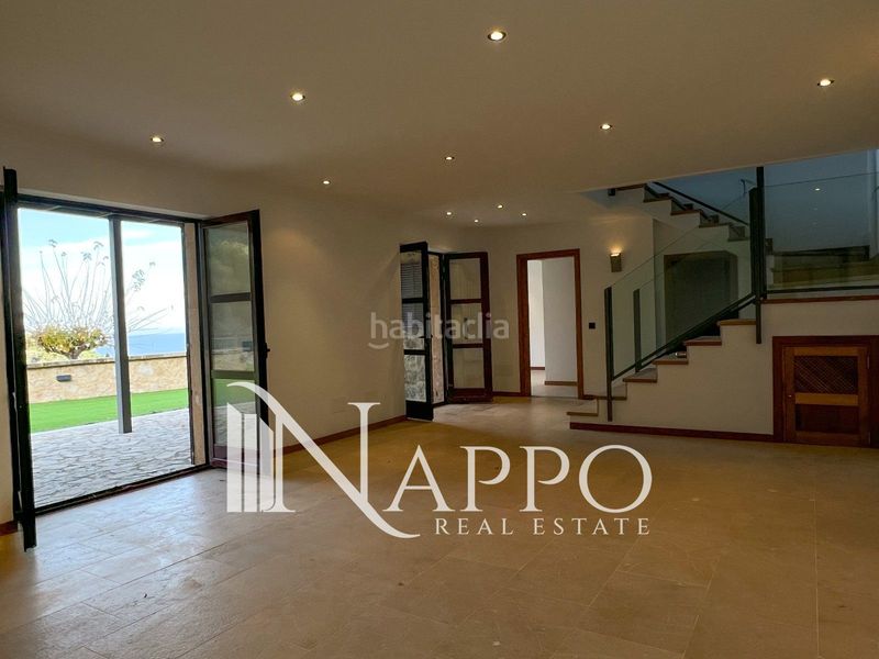 Foto b5b3b3a8-a98d-4e13-b67c-82365c36d692. Casa amb aparcament piscina a Estellencs