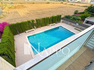 Lloguer Pis  Ciutat de la plata. Encantador piso con piscina y garaje en portixol