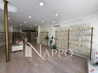 Rent Business premise  Placa d'orient. Elegante tienda de perfumes en una ubicación privilegiada en inc
